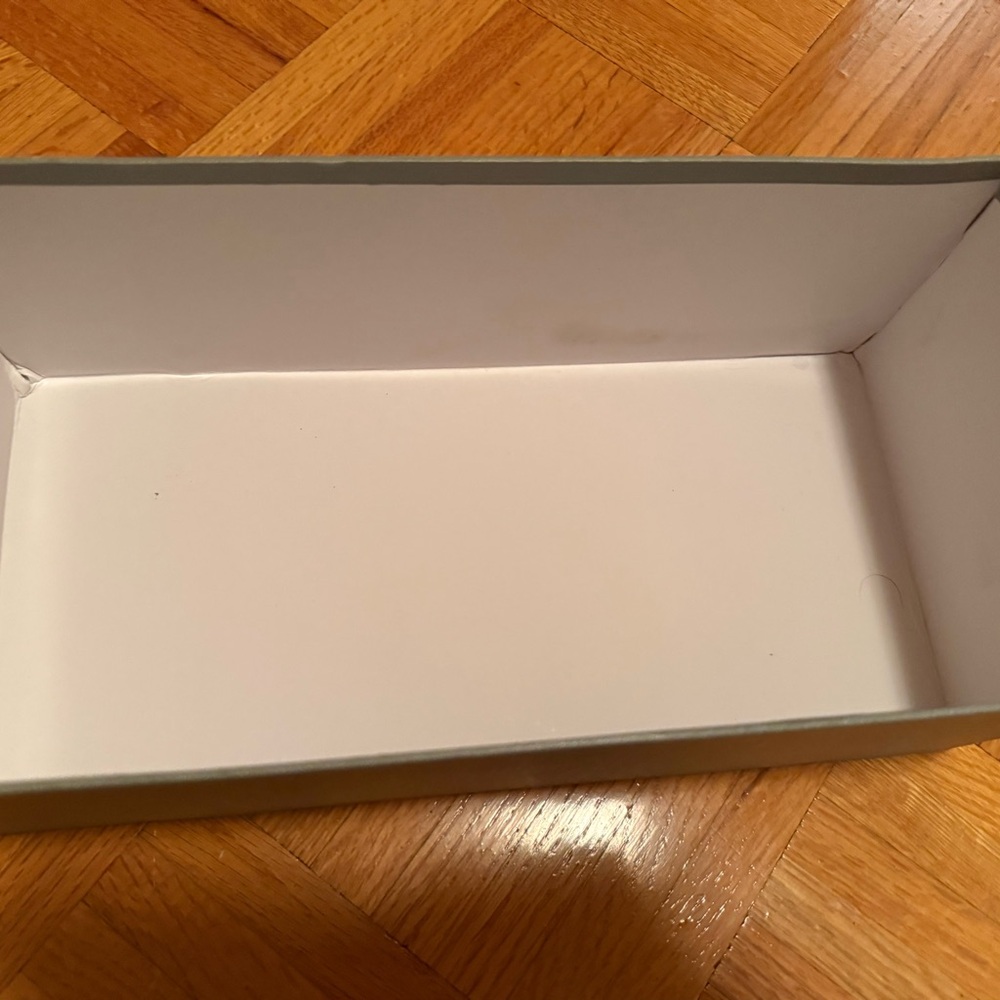 Balenciaga Light grey Box. - Picture 3 of 3